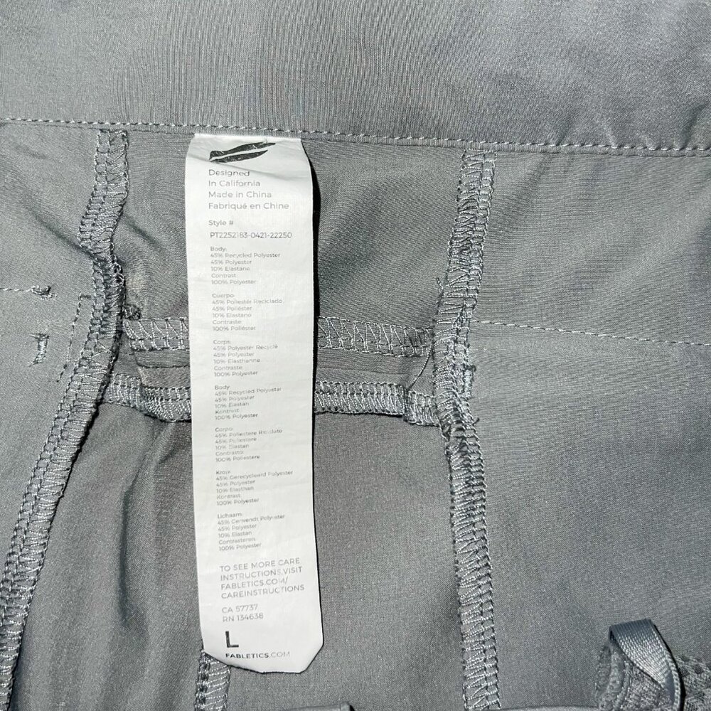 Fabletics Men's The Only Pant Shadow Grey Size L Short - Picture 10 of 10